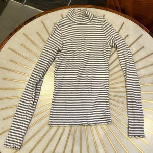 Slim Tee xs mock neck from Hollister